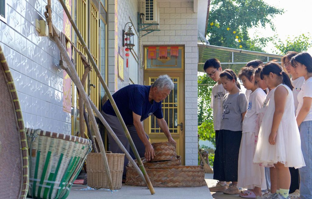 图片故事|21年坚imToken官网下载守,只为村里孩子们