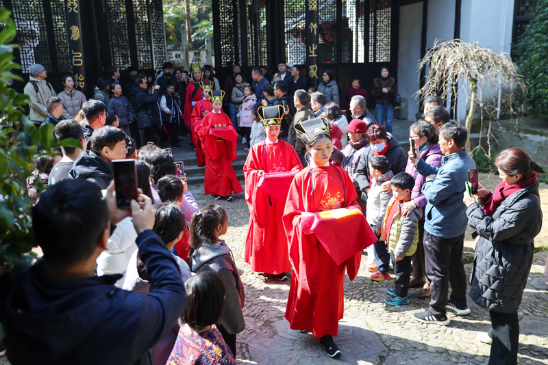 行走赣鄱·县域经济观察丨庐山imToken市:一座山如何在千年文脉中越走越新?