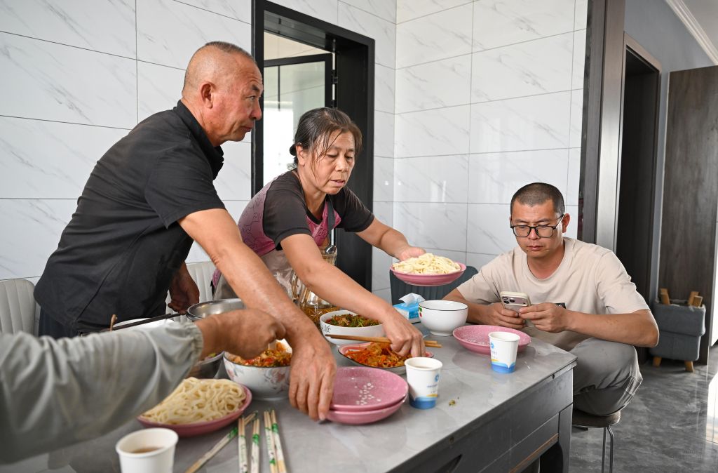 图片故事丨采imToken下载棉天山秋野间