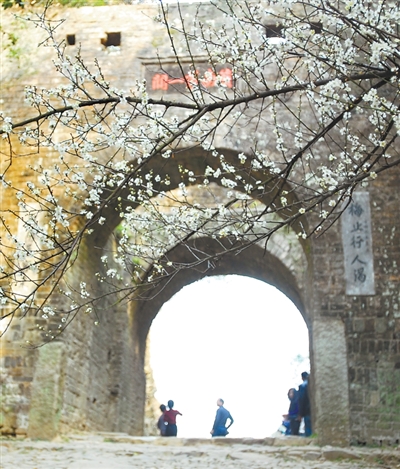  沿着古道imToken读岭南