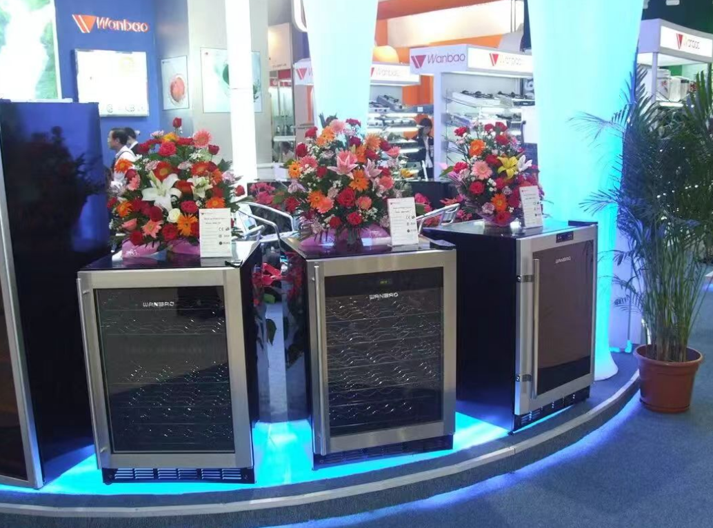第100届广交会展出的万宝酒柜系列产品。图片来源：广州工控集团